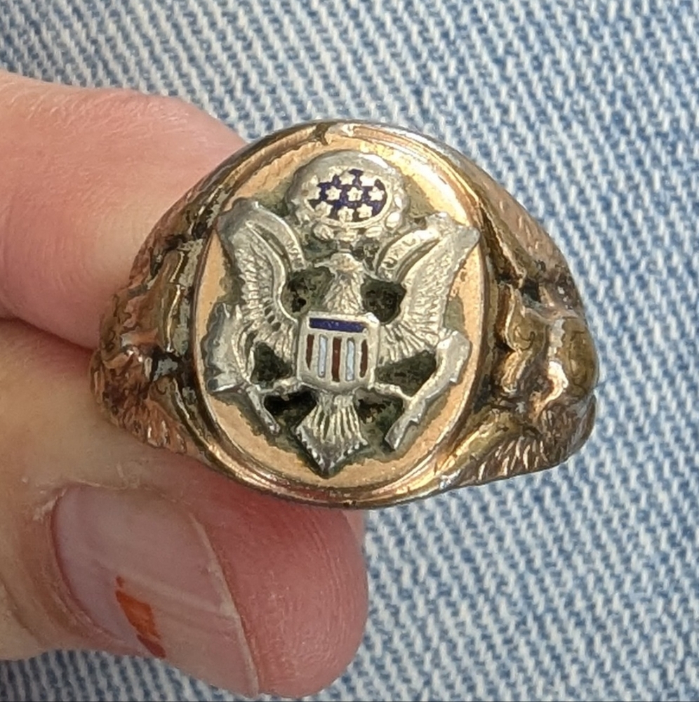 VTG WWII ARMY 14GP RING